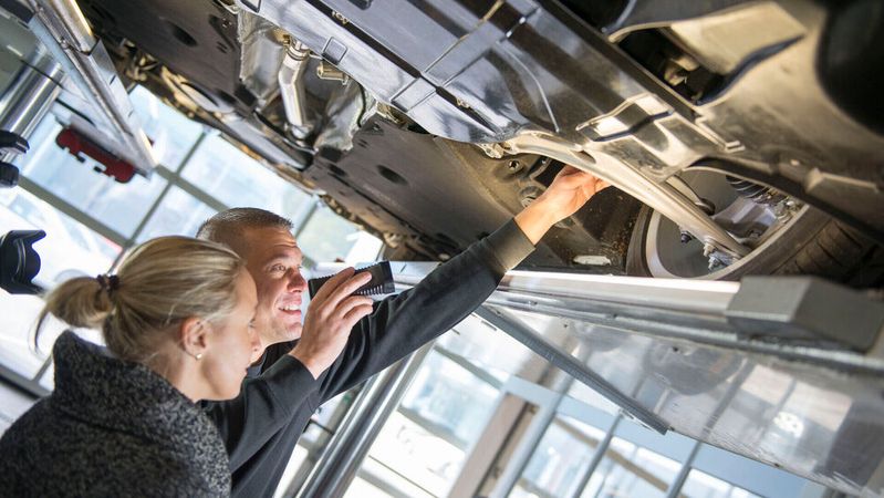 Die Car-Garantie bietet jetzt zusammen mit der FCA Bank eine Reparaturkostenversicherung an.(Bild:  ProMotor/Timo Volz)