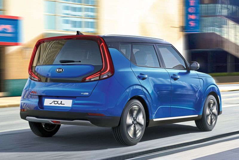 Die neuen LED-Rückleuchten verleihen dem Soul eine unverkennbare Nachtsignatur. (Bild: Kia)