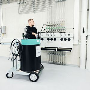 Grâce à une alimentation en fluides modernisée par Motorex, Monnin SA a entre autres amélioré la sécurité d'approvisionnement, et réduit les risques et interruptions de production.(Source :  Motorex)