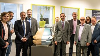 Frontbild_Delegation_Nauheim.jpg (invenio AG)