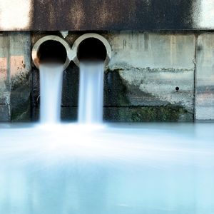 Wer sein Abwasser aufbereitet, schützt nicht nur die Umwelt, sondern kann dabei auch Wertstoffe zurückgewinnen.