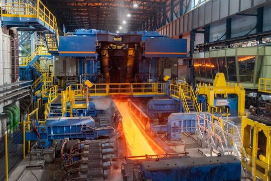 Das Duisburger Warmbandwerk 4 von Thyssenkrupp Steel Europe hat nach einem Brand wieder die Produktion aufgenommen ...(Bild:  thyssenkrupp Steel Europe AG)
