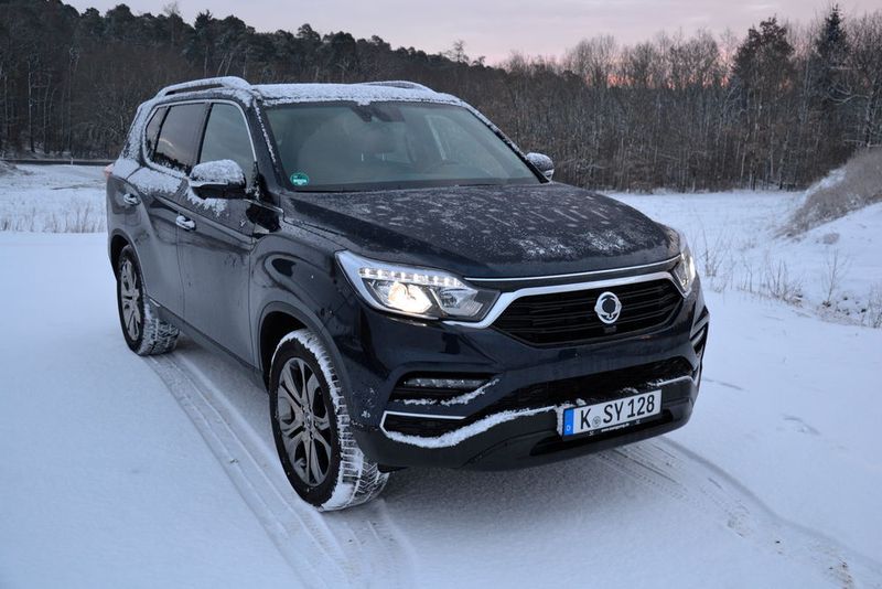 … als bei den trüben und eiskalten Tagen der vergangenen Wochen. Aber genau genommen macht der neue Rexton bei jedem Wetter und vor allem auf Schnee viel Spaß. (Michel / »kfz-betrieb«)