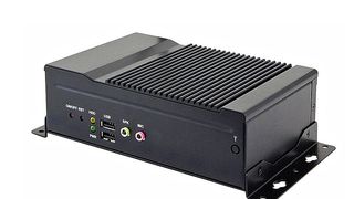 Fortec nimmt den industriellen Embedded Computer CSB200-818 von iBase ins Programm.  (Fortec)