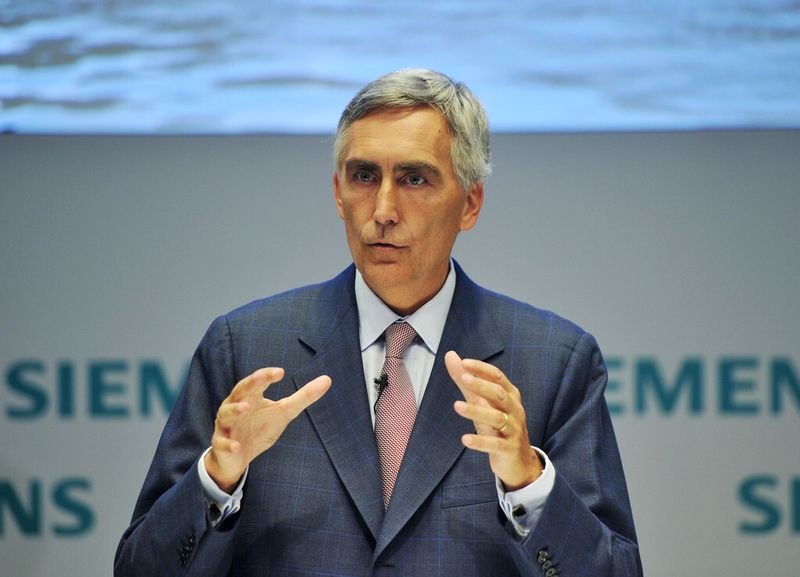 „Für den weiteren Jahresverlauf erwarten wir von der Weltwirtschaft keinen Rückenwind“, sagt der Siemens-Vorstandsvorsitzende Peter Löscher. (Bild: Siemens)
