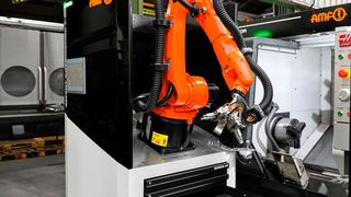 Der EMO-Aussteller Andreas Maier hat was in Sachen smarte Automation entwickelt, das es 2025 zu erleben gibt. Es handelt sich um eine schlanke Beladezelle, die an der Werkzeugmaschine platziert werden kann. Sie unterstützt auch die mannlose Fertigung. (Bild: Andreas Maier (AMF))