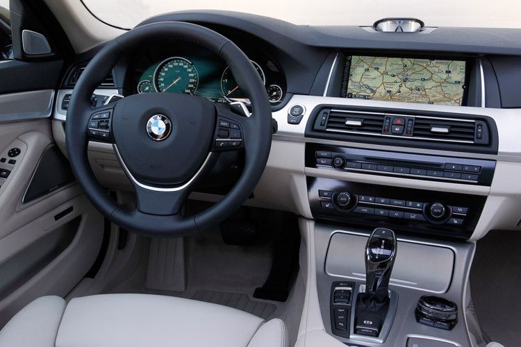 Der Tacho ist digital. (Foto: BMW)