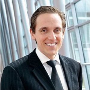 Tobias Fritsch, Program Manager Data Center Consolidation, Allianz Managed Operations & Services SE; seine CeBIT-Keynote wird zum Inhalt haben: Standardisation meets optimisation: how to approach global data center consolidation. Zum Hintergrund: Seit Since 2013 hat die Allianz ehemals 140 Rechenzentzren auf fünf Standorte konsolidiert. (Bild:  Deutsche Messe AG)