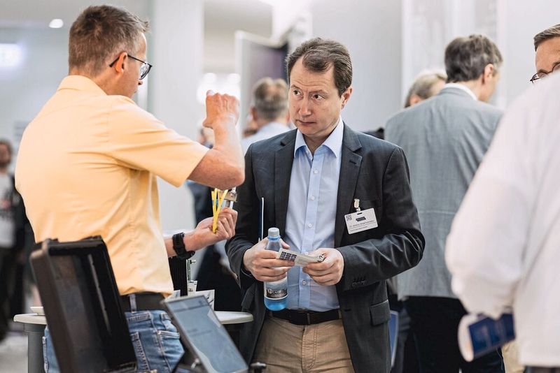Impressionen der Fachtagung „Mehr Effizienz im Presswerk“ 2025 in Würzburg. (Bild: Stefan Bausewein)