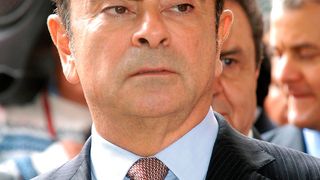 Laut Staatsanwaltschaft soll Carlos Ghosn auch private Investitionsverluste auf Nissan übertragen haben. (Bild: Donación de Vehículos Nissan a la Casa del Adolescente / Gobierno Aguascalientes / CC BY-SA 2.0)