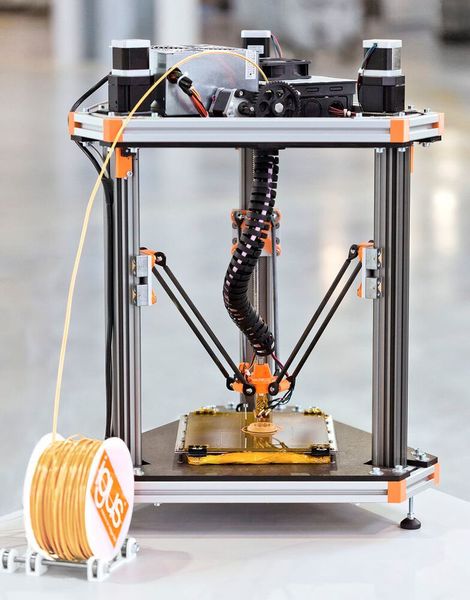 Igus bietet inzwischen sechs Tribo-Filamente für 3D-Drucker. Die Werkstoffe sind bis zu 50-mal abriebfester als herkömmliche 3D-Druck­materialien.  Bilder: igus (igus)
