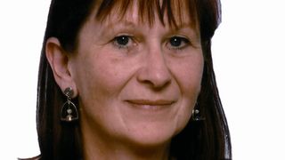 „Die Motivation für die Herstellung von rekombinanten Proteinen in Bakterien, tierischen Zellen oder in der Milch von Tieren war eine Verringerung des Infektionsrisikos für den Menschen“, sagt Prof. Angelika Schnieke, Leiterin der Abteilung Biotechnologie der Nutztiere an der TU München. (Archiv: Vogel Business Media)