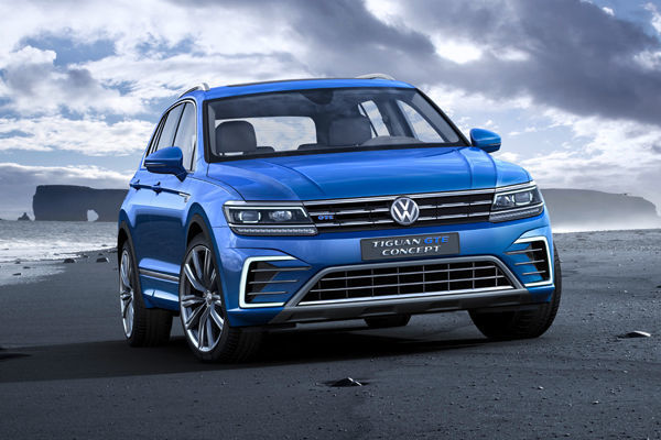 Volkswagen hat den neuen Tiguan auf der IAA vorgestellt. Einen Ausblick auf die weitere Entwicklung des SUV-Bestsellers gewährt der Tiguan GTE, eine Studie mit einem Plug-In-Hybridantrieb und 160 kW Systemleistung (218 PS).  (Volkswagen)