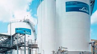 View of an air separation unit. (Linde)