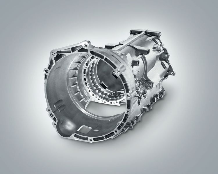 Automotive: DMG Mori kann für jede Fertigungsaufgabe in der Serienfertigung von kubischen Motoren- und Getriebeteilen die optimale Maschine anbieten. (Bild: DMG Mori)