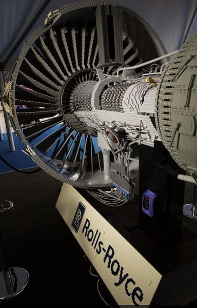 Das Rolls-Royce-Flugzeugtriebwerk aus Lego ( Roll Royce)