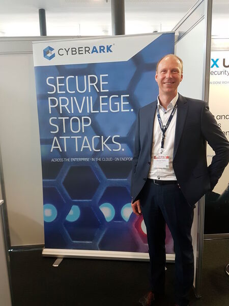 Michael Kleist, Regional Director DACH bei CyberArk, stellte unter anderem den neuen Marketplace vor, der es Partner einfacher macht, integrierte Lösungen für Security und Identity anzubieten. (Oliver Schonschek, Vogel IT-Medien)