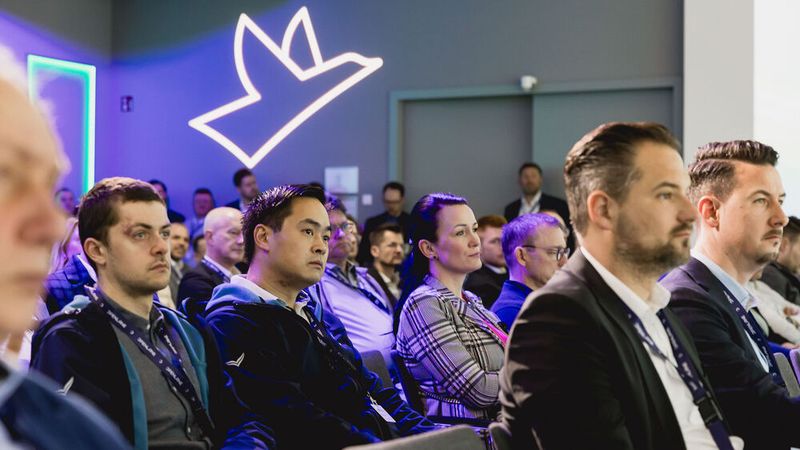 Die Kongressteilnehmer folgten gespannt seinen Ausführungen zu Verdachtsmomenten und rechtlichen Neuerungen in Sachen Geldwäscheprävention. (Bild: Stefan Bausewein)