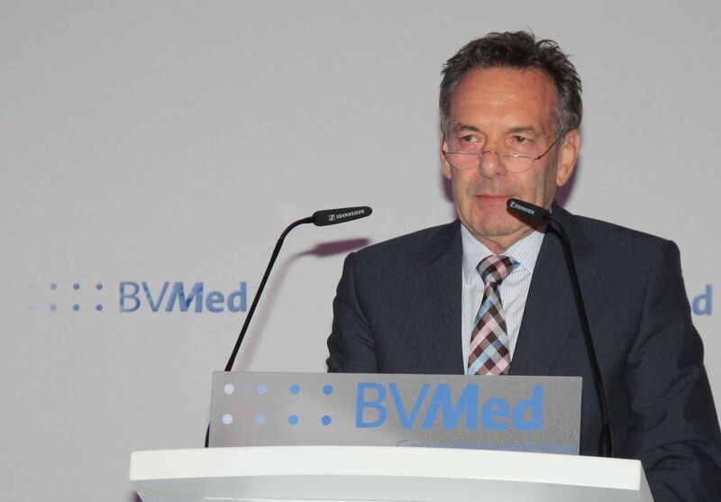 BVMed-Geschäftsführer und Vorstandsmitglied Joachim M. Schmitt betont, dass sich die gesetzlichen Marktzugangsregelungen für Medizinprodukte nach Meinung aller Experten insgesamt bewährt haben (Bild: Reinhardt)
