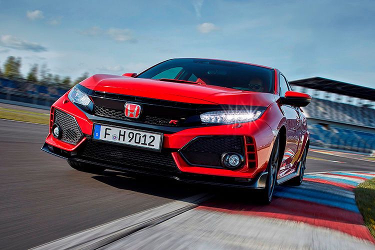 Herzstück des Civic ist ein Vierzylinder-Turbobenziner, der aus zwei Litern Hubraum 235 kW/320 PS schöpft. (Bild: Honda)