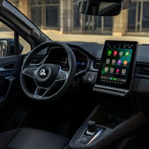 Auch den Innenraum hat Mitsubishi übernommen.(Bild:  Mitsubishi)