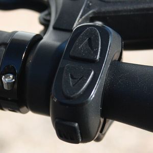 Über diese kleine Schaltereinheit werden E-Antrieb und Display bedient.(Bild:  sp-x/Mario Hommen)