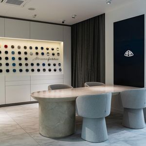 Der Fokus liegt auf individueller Beraung und maßgeschneiderten Konfigurationen.(Bild:  Mercedes-Benz Group AG)
