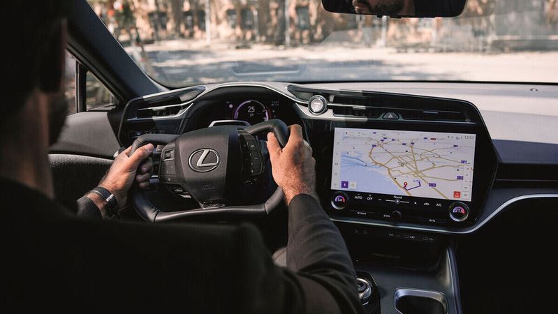 The yoke steering wheel in the Lexus not only ensures comfortable steering, but also a better view(Image: Lexus)