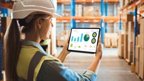 Composing „PSIwms“ Dashboard Wareneingang. (Bild: Gorodenkoff/Adobe Stock/edit by PSI)