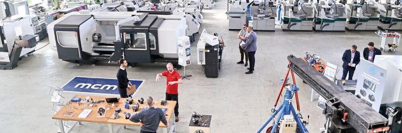 Hausausstellung bei Catalano Werkzeugmaschinen AG: Catalano ist nicht nur auf Gebrauchtmashcine spezialisiert, sondern auch Generalvertreter verschiedener europäischer Werkzeugmaschinehersteller. Hausausstellung bei Catalano Werkzeugmaschinen AG: Catalano ist nicht nur auf Gebrauchtmashcine spezialisiert, sondern auch Generalvertreter verschiedener europäischer Werkzeugmaschinehersteller.