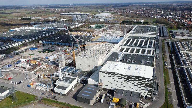 ACC sagt seine Pläne zum Bau von Batteriewerken in Deutschland und Italien ab. Im Bild: Das Batteriewerk des Unternehmens im französischen Billy-Berclau/Douvrin im Frühjahr 2024.(Bild:  ACC)