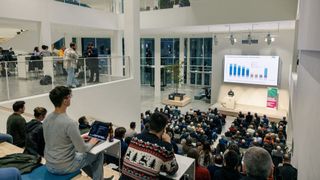 Das Colloquium Fundamentale des KIT steht im Wintersemester 2026/27 ganz im Zeichen der gerechten Medizin von morgen. (© Felix Grünschloss )