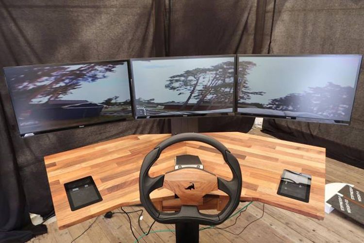 Im Probeeinsatz werden die T-Pod-Modelle von einer Zentrale überwacht, die auch im Notfall eingreifen kann. (Bild: Einride)