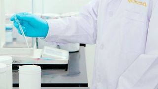 Der Geruch des Fahrzeuginnenraums ist in China aktuell der häufigste Reklamationsgrund. Continental hat deshalb duftende Materialien entwickelt. (Continental)