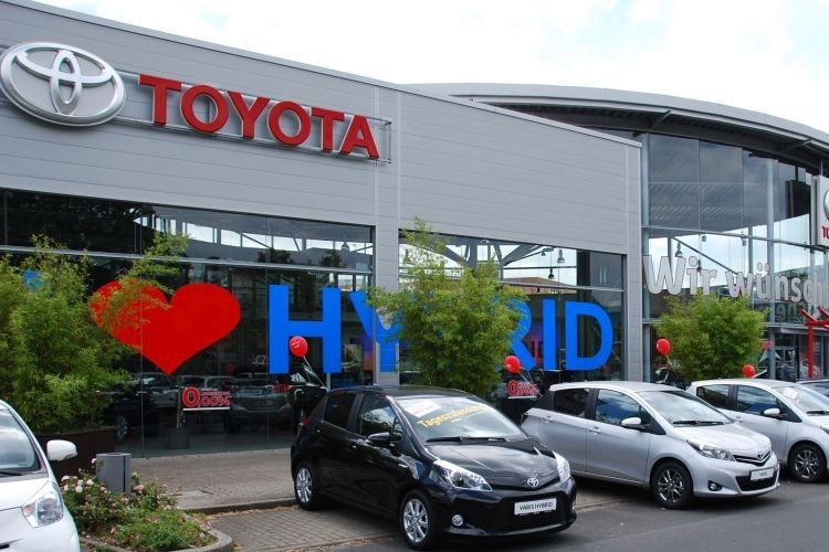 Das Autohaus Yvel befindet sich in der Düsseldorfer Automeile Höherweg. (Rubbel)