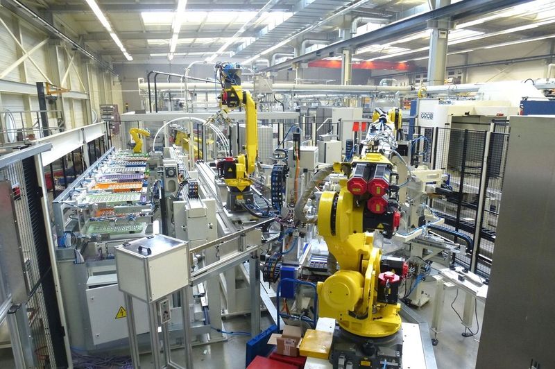 Im Bereich Automobil umfassen die Aufgabengebiete der bartsch GmbH sowohl die Entwicklung und Herstellung, als auch die Betreuung von automatisierten Anlagen. (Bild: bartsch GmbH)