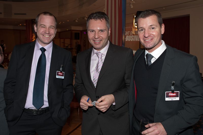 Johannes Haseneder (Allnet) mit Michael Mohr und Gerhard Trinkl (DCI) (Archiv: Vogel Business Media)