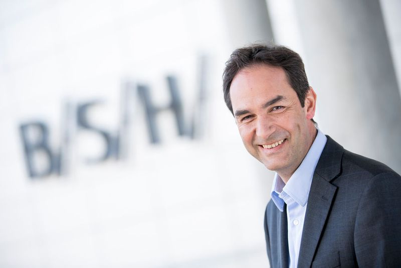 Klaus Rovara, Head of Digital Business to Consumer bei BSH Hausgeräte: „Die Digitale Transformation ist kein Technologie-, sondern ein organisatorisches Thema, und um die Mitarbeiter mitzunehmen, muss man Überzeugungsarbeit leisten.“ (BSH Hausgeräte GmbH)