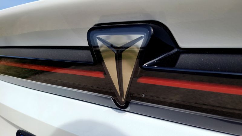 Logo of the Chinese car brand Changan. The manufacturer is one of only two in China to have received a license for level 3 assistance systems.(Image: Wehner/VCG)