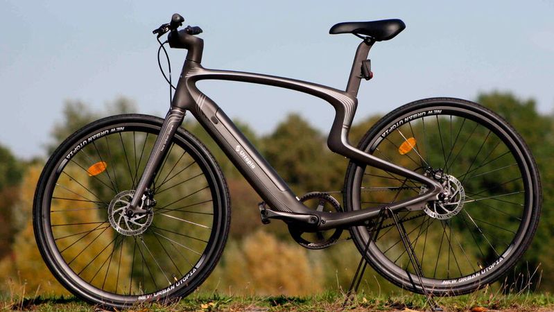 Das Carbon 1 ist aktuell eines von zwei Urtopia-Modellen mit smarten Bordcomputer-System.(Bild:  SP-X/Mario Hommen)