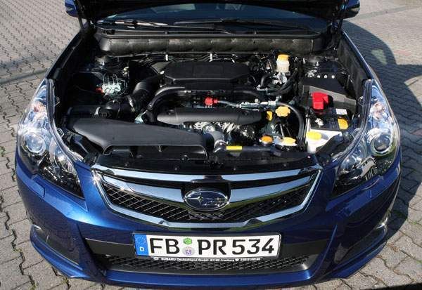 Flotter Vortrieb: Zur Wahl stehen ein 2.0-Liter-Boxerdiesel (110 kW/150 PS), ein 2.0-Liter-Boxermotor (110 kW/150 PS), ein  2.5-Liter-Boxermotor (123 kW/167 PS) und ein 191 kW/260 PS starker 3.6-Liter-Sechszylinder-Boxer (nur Ourback). (Archiv: Vogel Business Media)