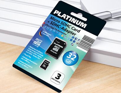 Die Micro-SDHC-Karte kommt mit SDHC-Adapter. (Bild: Aldi)