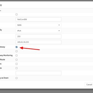Der Dialog "Edit Gateway" enthält Monitoring-Optionen, Prioritätseinstellungen und die Definition der Monitor-IP für die Failover-Logik.(Bild:  Joos)