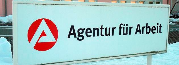 Die Agentur für Arbeit ist naturgemäß die erste Anlaufstelle bei für arbeitssuchende Menschen. Im Fall des von ELEKTRONIKPRAXIS interviewten arbeitslosen Elektroingenieurs konnten jedoch weder die Arbeitsagentur noch Kontakte zu Headhuntern noch eine Outplacement-Agentur weiterhelfen.(Bild:   / CC0)