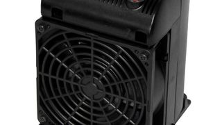 Die HL-Heizungen sind in einem Kunststoffgehäuse mit 120 mm × 95 mm × 165 mm (L×B×H) verbaut, wiegen knapp über 1100 g. (Elmeko)