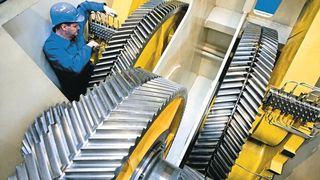 Investoren interessieren sich für Maschinen- und Anlagenspezialisten, die Know-how in einem bestimmten Bereich haben.  (Schuler)