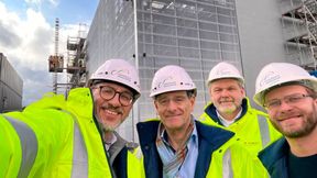 Im Hintergrund wird fleißig gebaut: Das Team von Leadership Datacenter kann bereits in den ersten zweieinhalb Geschäftsjahre bedeutende Projekte vorweisen. (Bild: Leadership Datacenter GmbH)