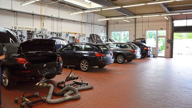 Jährlich generieren die STADAC-Niederlassungen rund 26.000 Werkstattdurchgänge. (Bild: Karin Bayha)