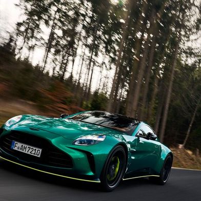 Mit dem S hat Aston Martin eine leicht geschärfte Version des Vantage Coupé im Angebot. (Bild: Aston Martin)