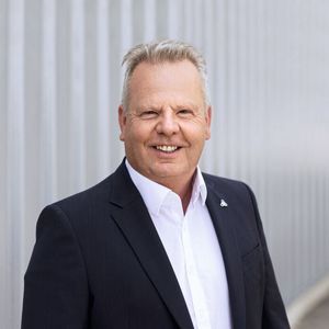 "Smart Services from Wittenstein Alpha make it possible to continuously evaluate the information and determine the status of a drivetrain and its connected components," explains Andreas Kolibius, Sales Engineer at Wittenstein Alpha.(Image: Wittenstein)